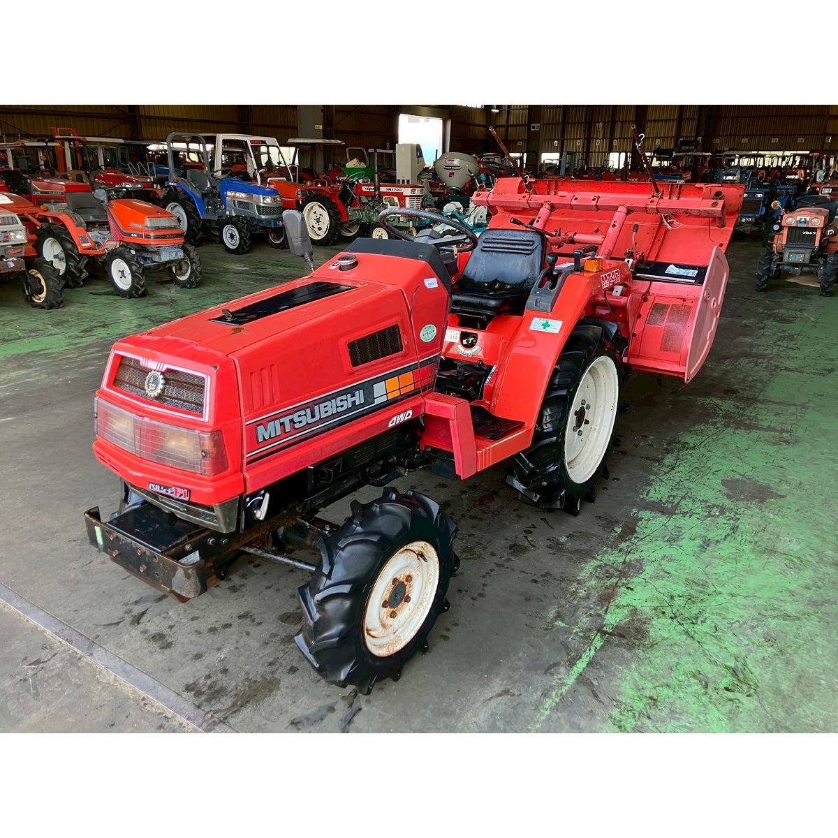 Tracteur Mitsubishi MT17 270h