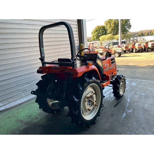 Tracteur Kubota GT3 1357h