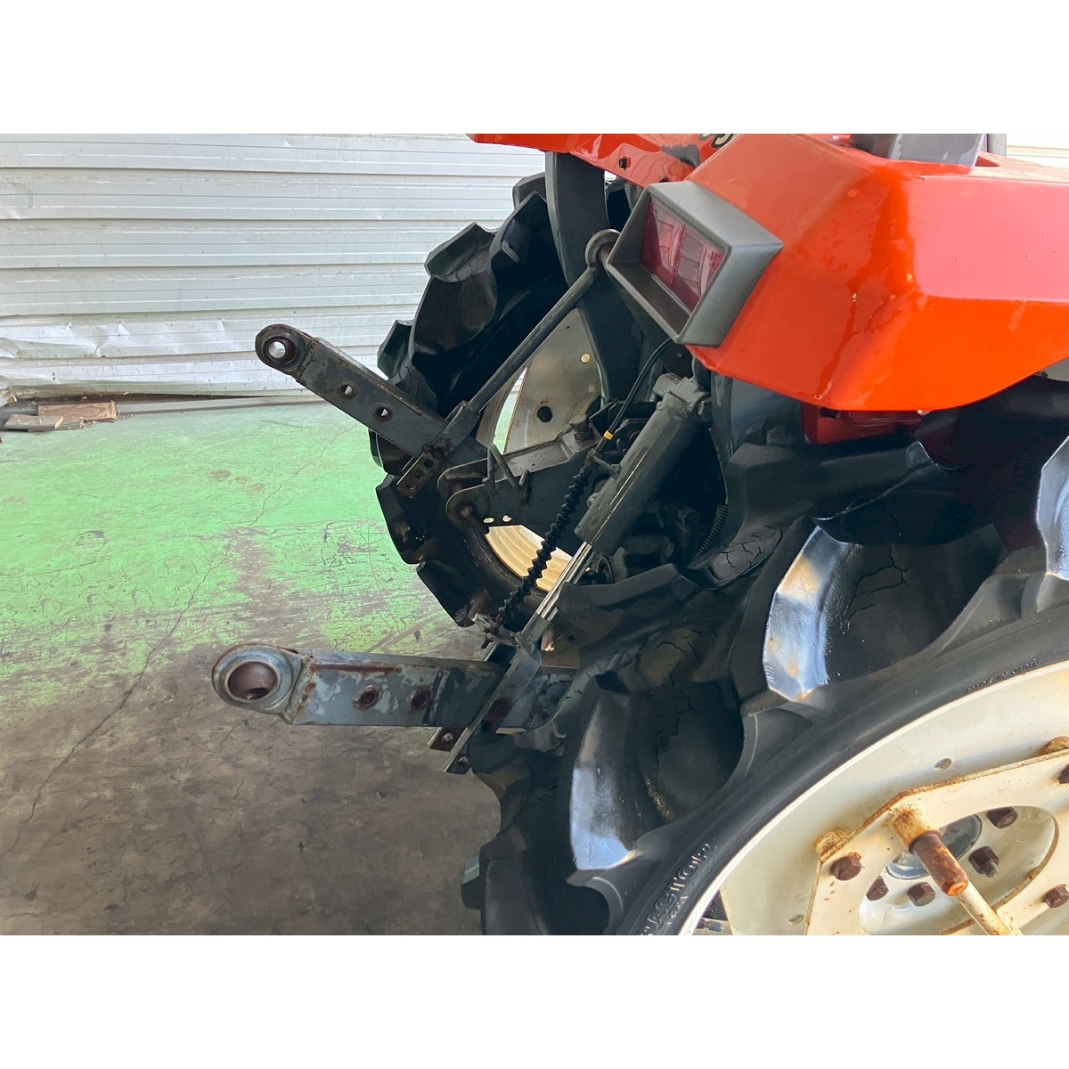 Tracteur Kubota GT3 1357h