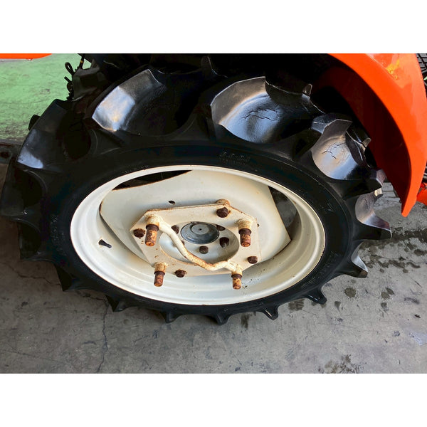 Tracteur Kubota GT3 1357h