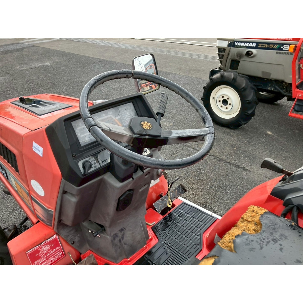 Tracteur Mitsubishi MT15 954h