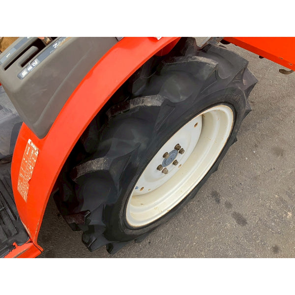 Tracteur Kubota GB18 1986h