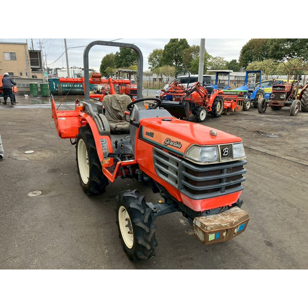 Tracteur Kubota GB18 1986h