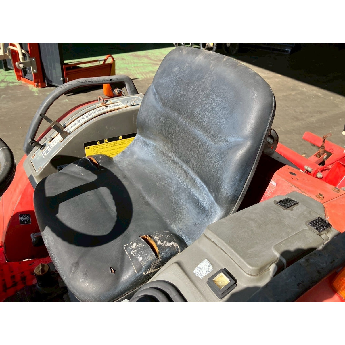 Tracteur Yanmar F220D 818h