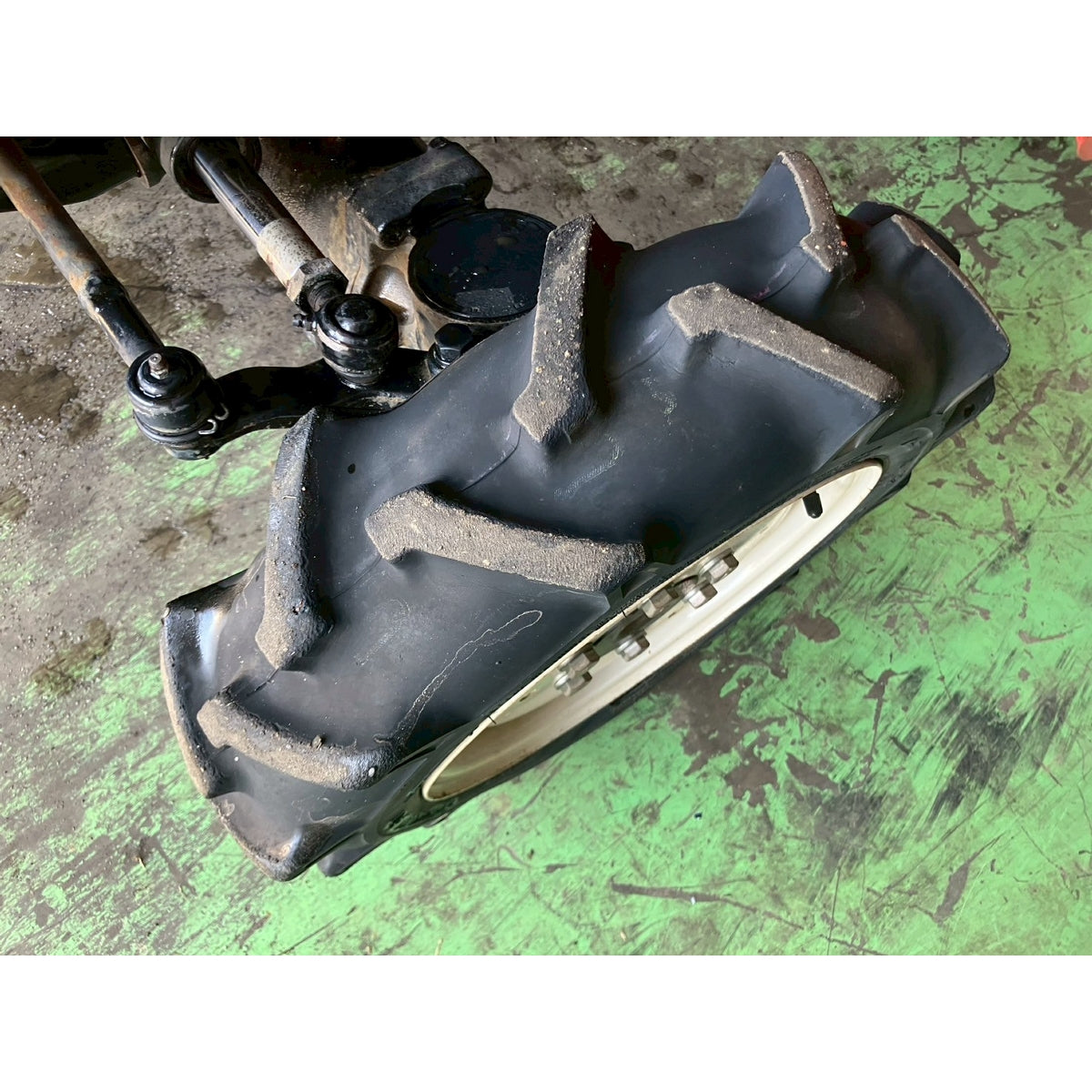 Tracteur Mitsubishi GF130 172h