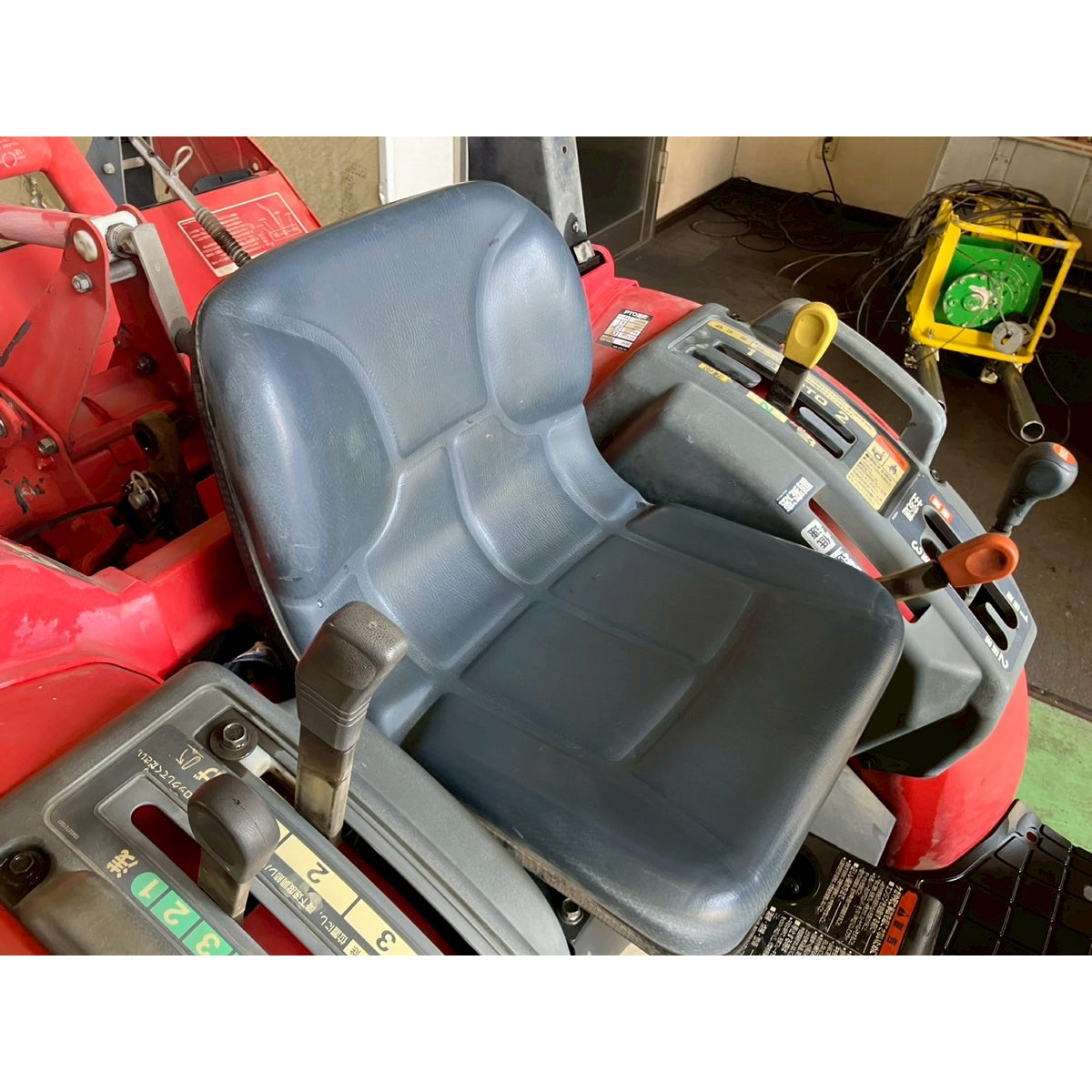 Tracteur Mitsubishi GF130 172h