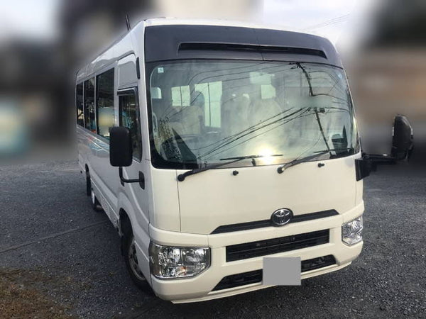 Toyota Coaster microbus