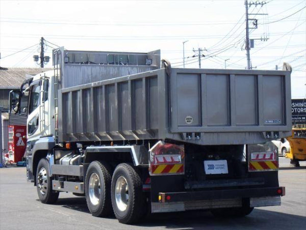 2018 Mitsubishi Fuso Super