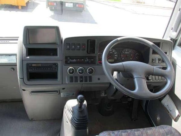 Nissan Civilian bus préscolaire