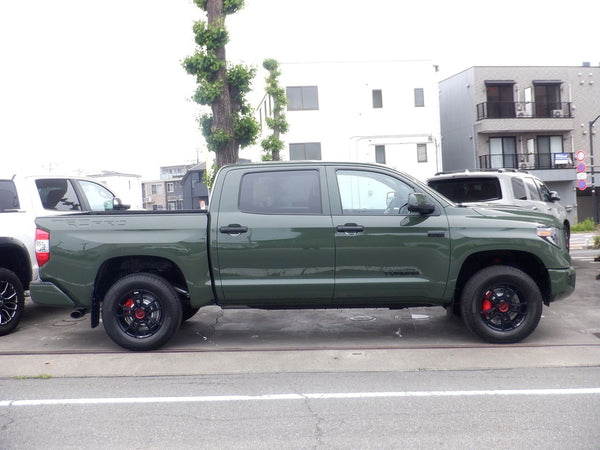 Toyota Tundra CrewMax SR5 5.7 V8