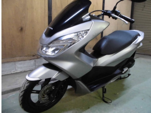 WM241016 Honda PCX125 JF56 modèle Argent mat